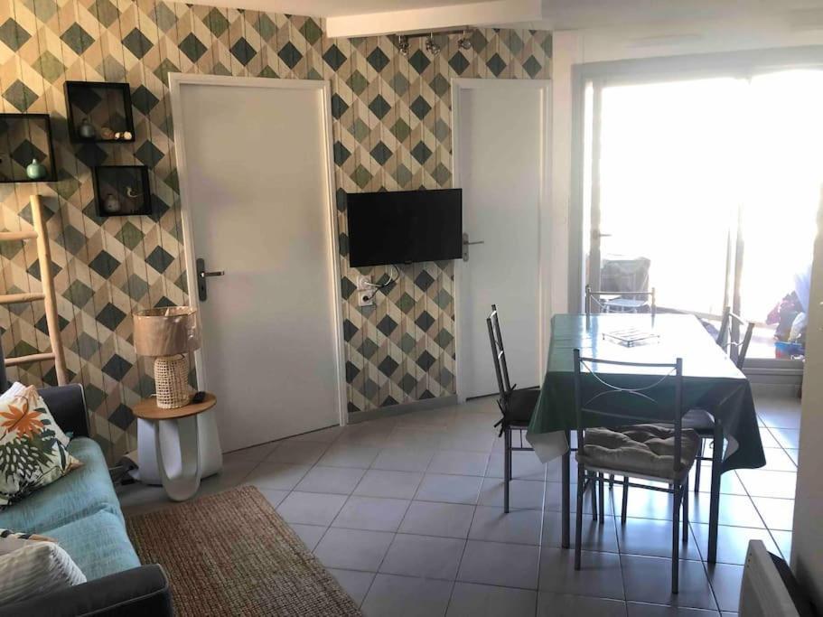 Appartement Face A La Mer Canet En Roussillon Kültér fotó