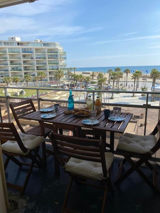 Appartement Face A La Mer Canet En Roussillon Kültér fotó